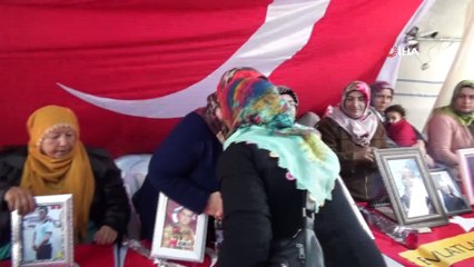 Ailelerin çağrısına kulak verdiler, evlatlarını istemek için geliyorlar