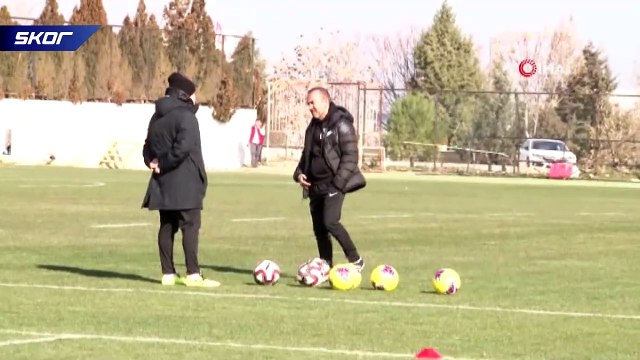 Mehmet Özdilek: “Trabzonspor maçına genç oyuncular ile çıkıp bu maçı tolere etmek istiyoruz”