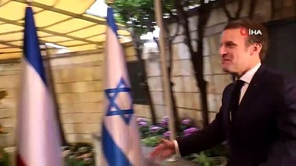 Télécharger la video: - Fransa Cumhurbaşkanı Macron, İsrail Başbakanı Netanyahu ile görüştü- Netanyahu: “Macron ile İran, Irak, Suriye, Lübnan, Türkiye ve Libya gibi birçok konu ele alındı'