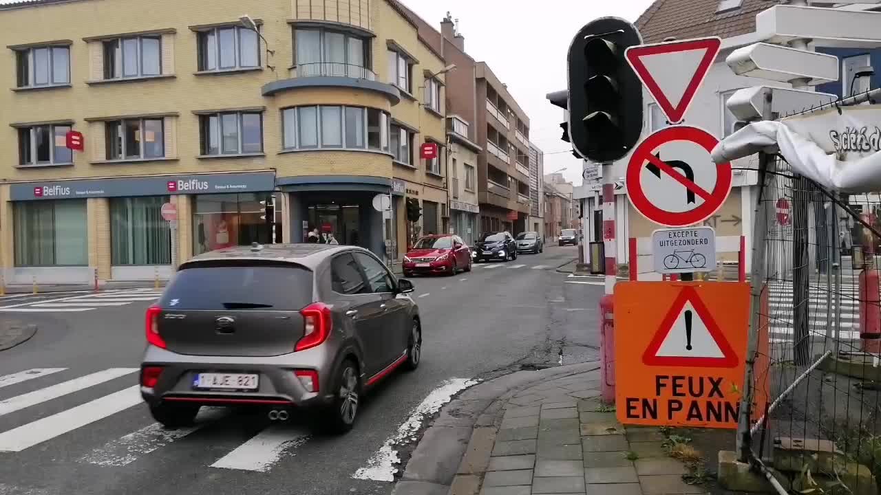 Mouscron: les feux tricolores du carrefour du Christ vont enfin être réparés