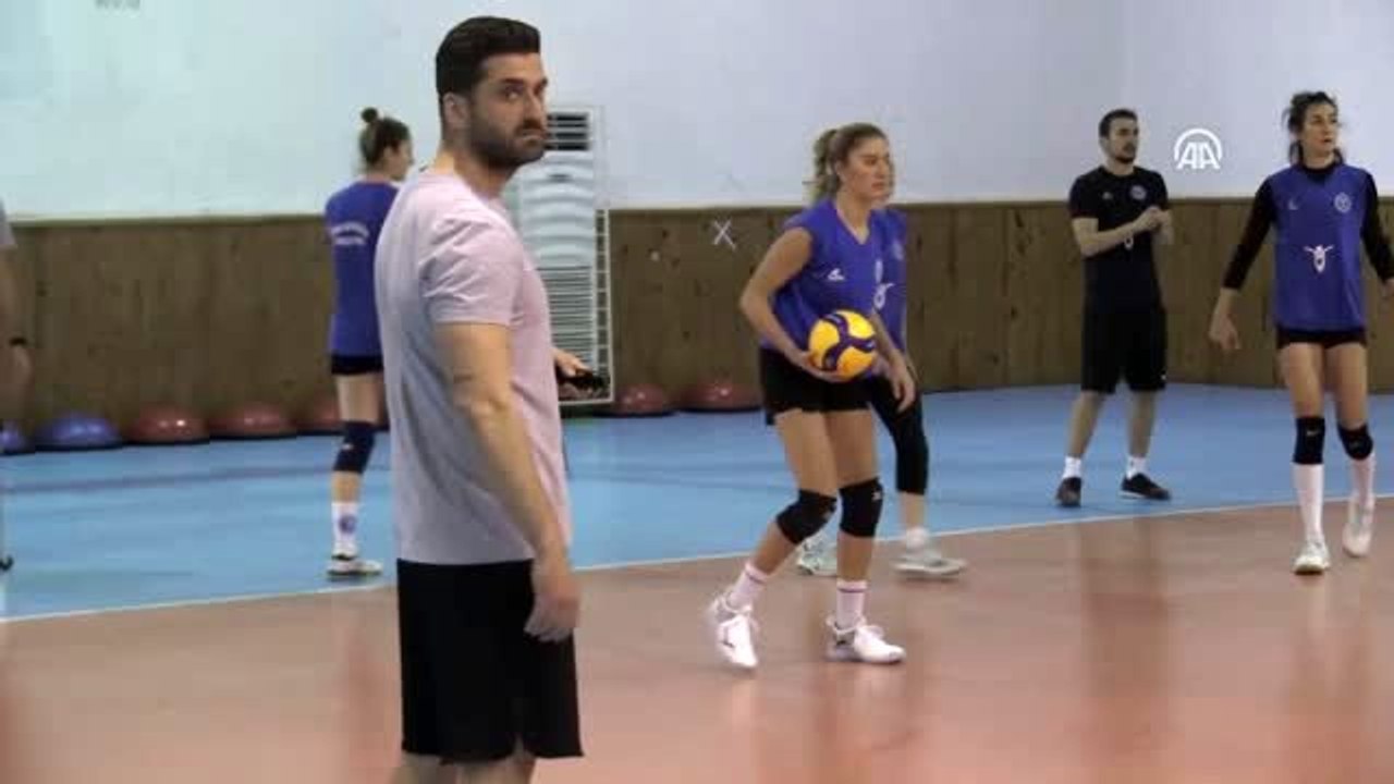 Voleybolda Aydın Büyükşehir Belediyespor, Arelya Karasoy ile anlaştı