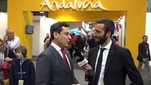 Álvaro Ojeda entrevista a Juanma Moreno en FITUR