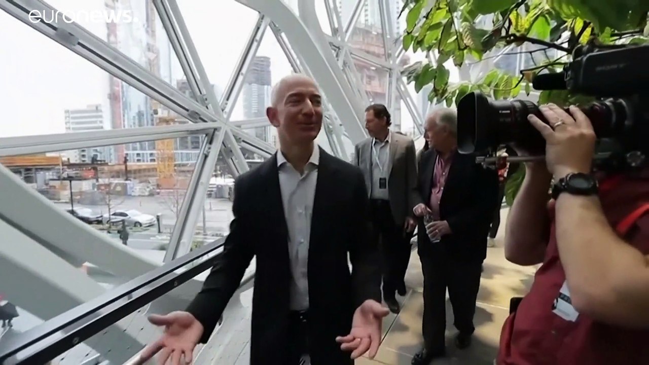 'Absurd'? Hat saudischer Prinz das Handy des Amazon-Chefs gehackt?