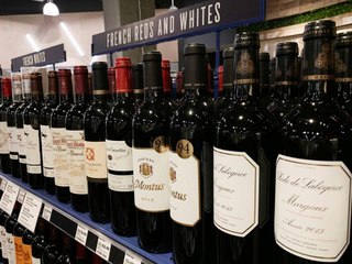 Macron Says Trump Will Take New Wine Tariffs Off the Table Until 2021