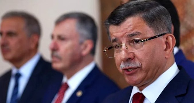 Davutoğlu'ndan Bilim ve Sanat Vakfı'na kayyum atanmasıyla ilgili ilk açıklama