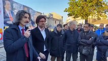 Toninelli in piazza a Gioia Tauro insieme a Giuseppe Auddino e ai candidati M5S )