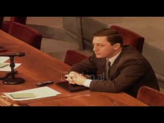 Parlamenti ministrat interpelancë - (13 Prill 2000)