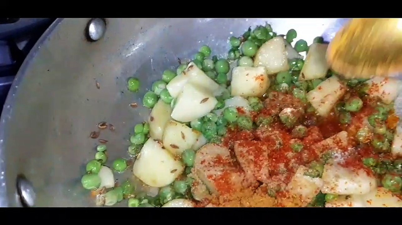 आलु मटर बनाऐ बिना प्याज लहसुन के टेस्ट लाजबाव जुबान से नही जाऐंगा
