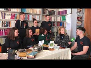 Wake Up/ Të riparosh librat me qëndisma dhe metrazhe, nisma e të rinjve në Durrës