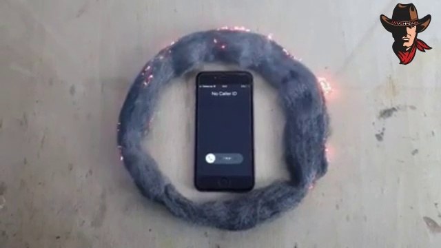 Pourquoi vous ne devez jamais dormir à coté de votre portable