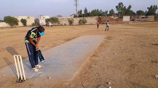 Cricket .Bantu Bhai Batting vs Umar Dhoda _ Bantu Bhai Sixes _ Tape ball Single Wicket Cricket _