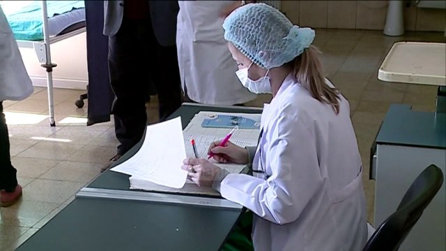 Vendimi i qeverisë: Dyfishim i bonusit për mjekët që shkojnë në rrethe