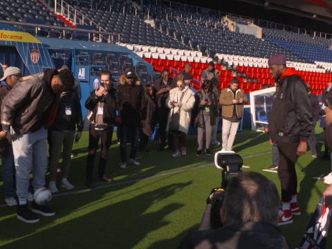 NBA - Les frères Giannis et Thanasis Antetokounmpo (Milwaukee) font le show au Parc des Princes