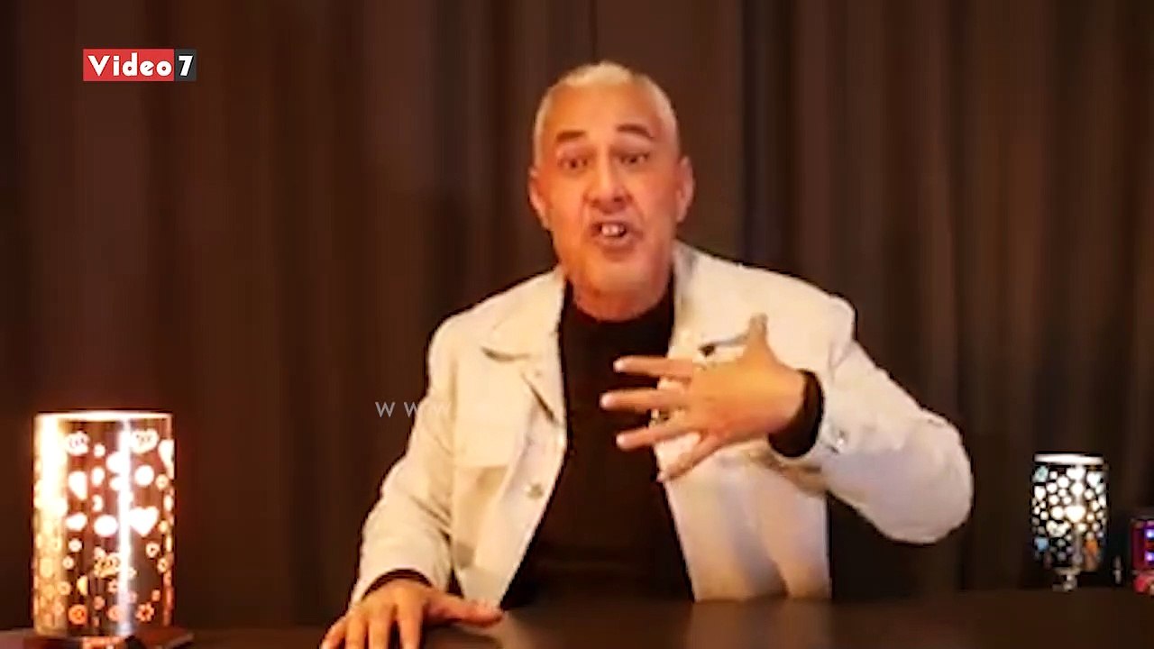 عبد الجواد عملت ماسح احذية وغسلت سلالم فى اسطنو...