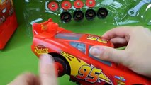 NEW Race Ready Take Apart Lightning McQueen Disney Cars 3 Toys Mack Mobile Tool Center Kit 2017 Toys