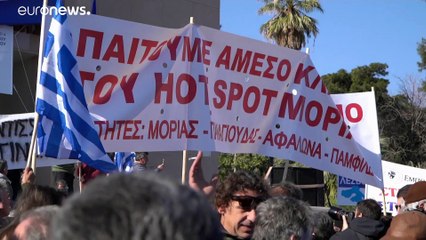 Греки требуют освободить их острова от мигрантов