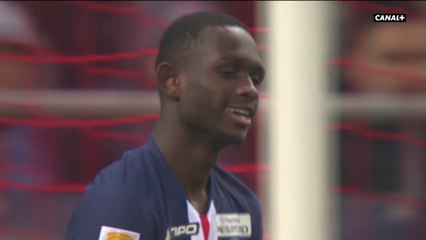 Kouassi marque le 4000ème but de l'histoire du PSG !