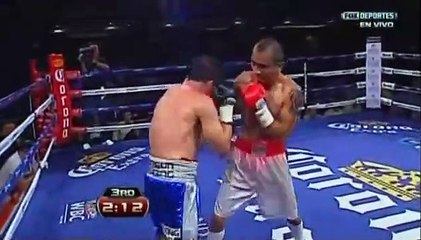Juan Pablo Sanchez vs Raul Hinojosa (16-11-2013) Full Fight
