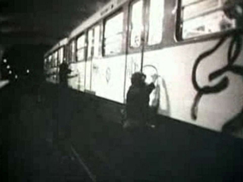 Kourtrajme.-.C'Est.Bien.Fait.Pour.Ta.Gueule