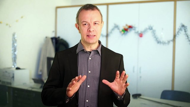 Actores ingleses en Madrid Barcelona España y voz en off locucion doblaje coach de hablar en publico y presentaciones