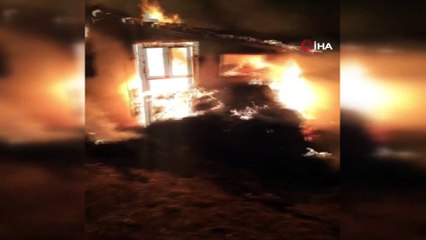 Kuzular diri diri yanmaktan son anda kurtarıldı