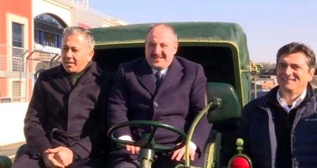 Bakan Varank, yerli üretim elektrikli faytonu test etti