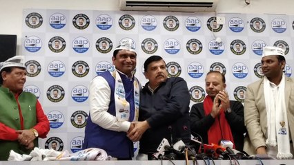 Congress' Harnam Singh joins AAP