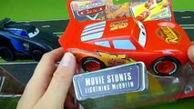Stunts Lightning McQueen Chick Hicks and Boost FLIP and RACE Revvin Action Disney Cars 3 Toys-