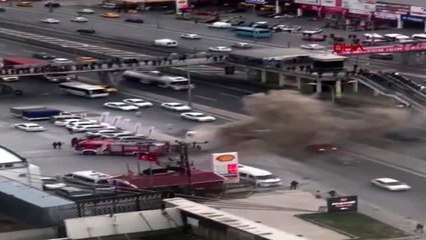 Beylikdüzü'nde öğrenci servisi alev alev yandı