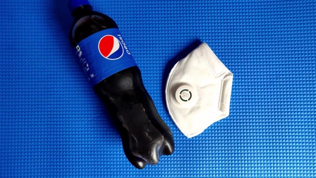 Filtering Pepsi Using PM 2.5 Antipollution Mask || Rs. 250 or 3 Dollar Mask As Filter # MR SGR HECKER