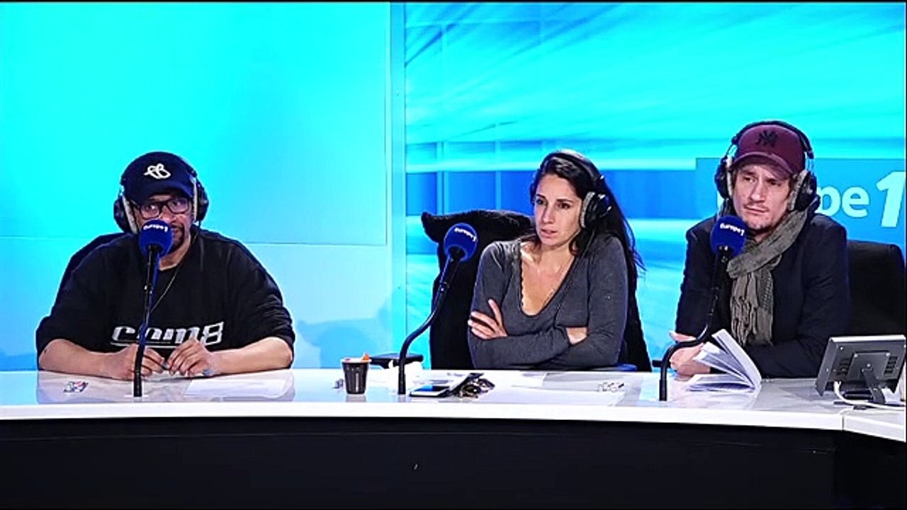 VIDÉO - Quand Pierre Assouline récite "Tu seras un homme, mon fils" dans les studios d’Europe 1