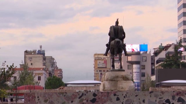 Tirana, 1 nga 3 qytetet më të ndotura në Europë. Mjekët: Është rritur numri i të sëmurëve
