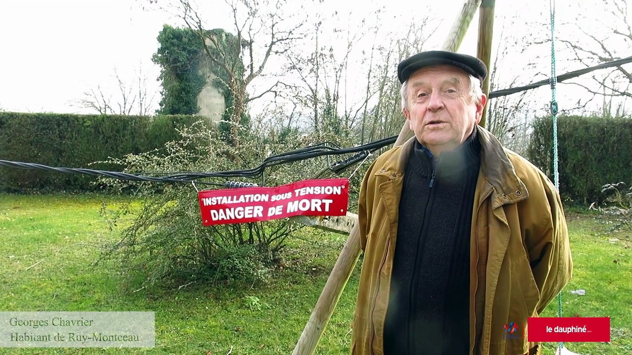 Ruy-Montceau : Un poteau électrique dans son jardin depuis plus d’un mois