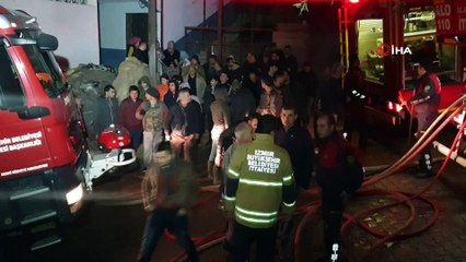 Nazilli’de çıkan yangında 8 ev küle döndü