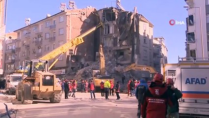 Télécharger la video: Çevre ve Şehircilik Bakanı Murat Kurum Mustafa Paşa mahallesinde incelemelerde bulundu