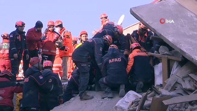 İçişleri Bakanı Süleyman Soylu ve Sağlık Bakanı Fahrettin Koca, Mustafa Paşa mahallesinde incelemelerde bulundu