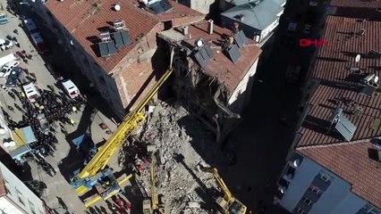 Elazığ mustafa paşa mahallesindeki enkaz havadan görüntülendi