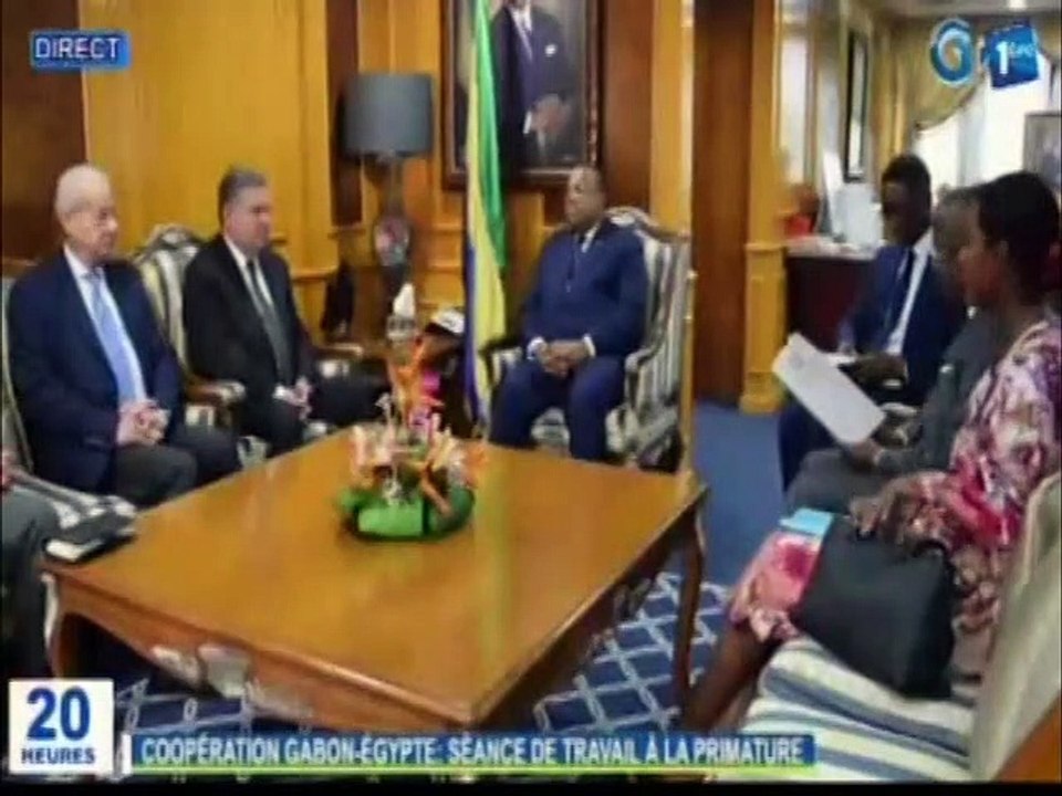 RTG - Séance de travail entre une délégation d’hommes d'affaires Egyptiens et le Premier Ministre à la primature