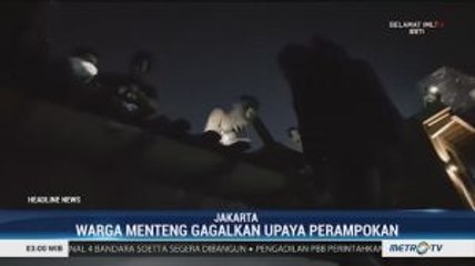 Kepergok Merampok, Pelaku yang Bersembunyi di Atap Rumah Ini Ditangkap Warga