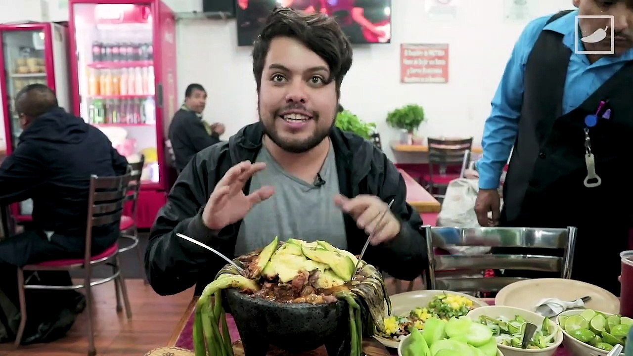 Deliciosos molcajetes, tacos y otros antojitos las 24 horas #GraSabroso