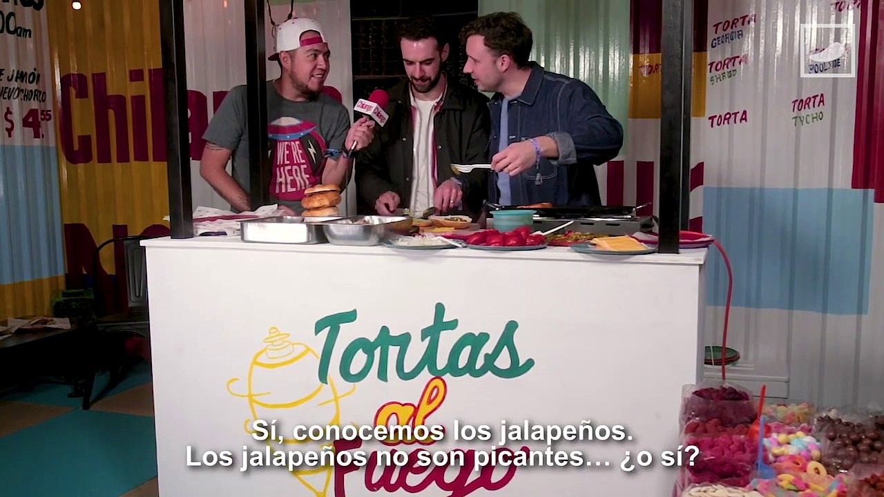 Preparando Tortas con Two Door Cinema Club #ChilangoCC19