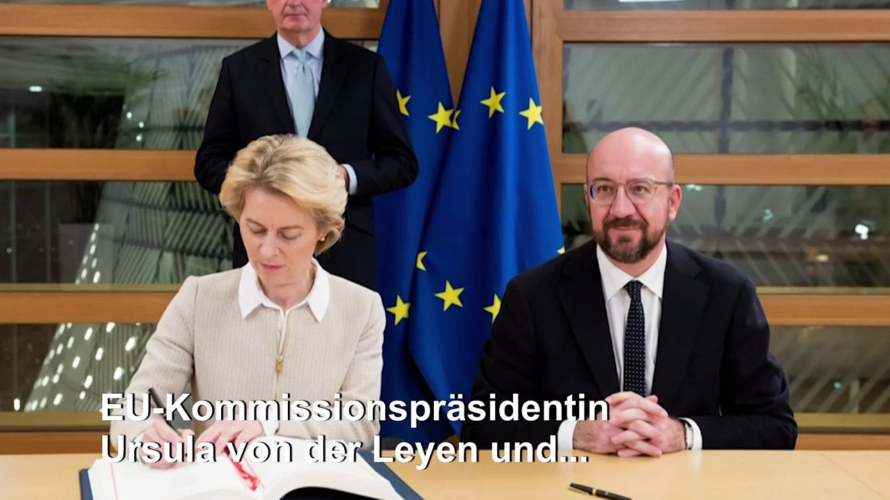 Von der Leyen und Michel unterschreiben Brexit-Vertrag