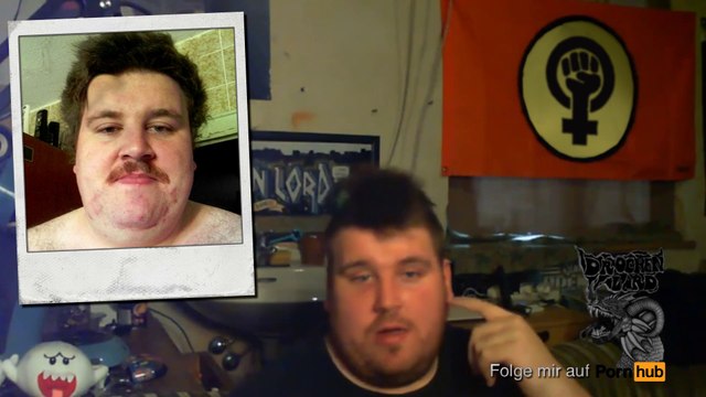 Drachenlord bei der Arbeit (mit Fahne)