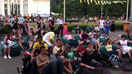 ANEBO - Кольорове вікно 28 06 13 Art piknik Фролової @ВДНХ, Київ