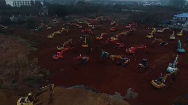 Comienza en Wuhan la construcción exprés de un hospital para los infectados con el coronavirus