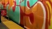 Un coup de frais à la gare avec ce train new-yorkais à graffitis