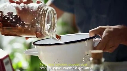 Leche de almendras con cacao La cocina de Javier 1x07
