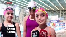 Kayseri'de engelli öğrenciler yüzme öğreniyor