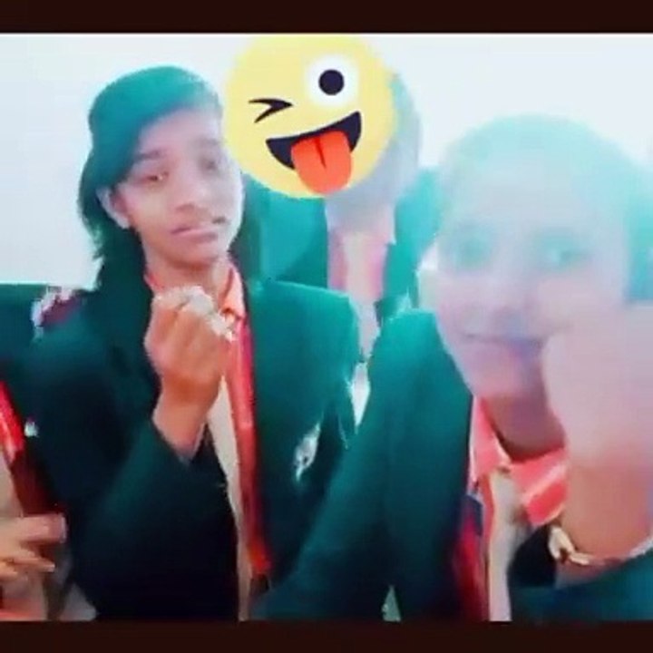 Between teacher and students just great funny Must watched