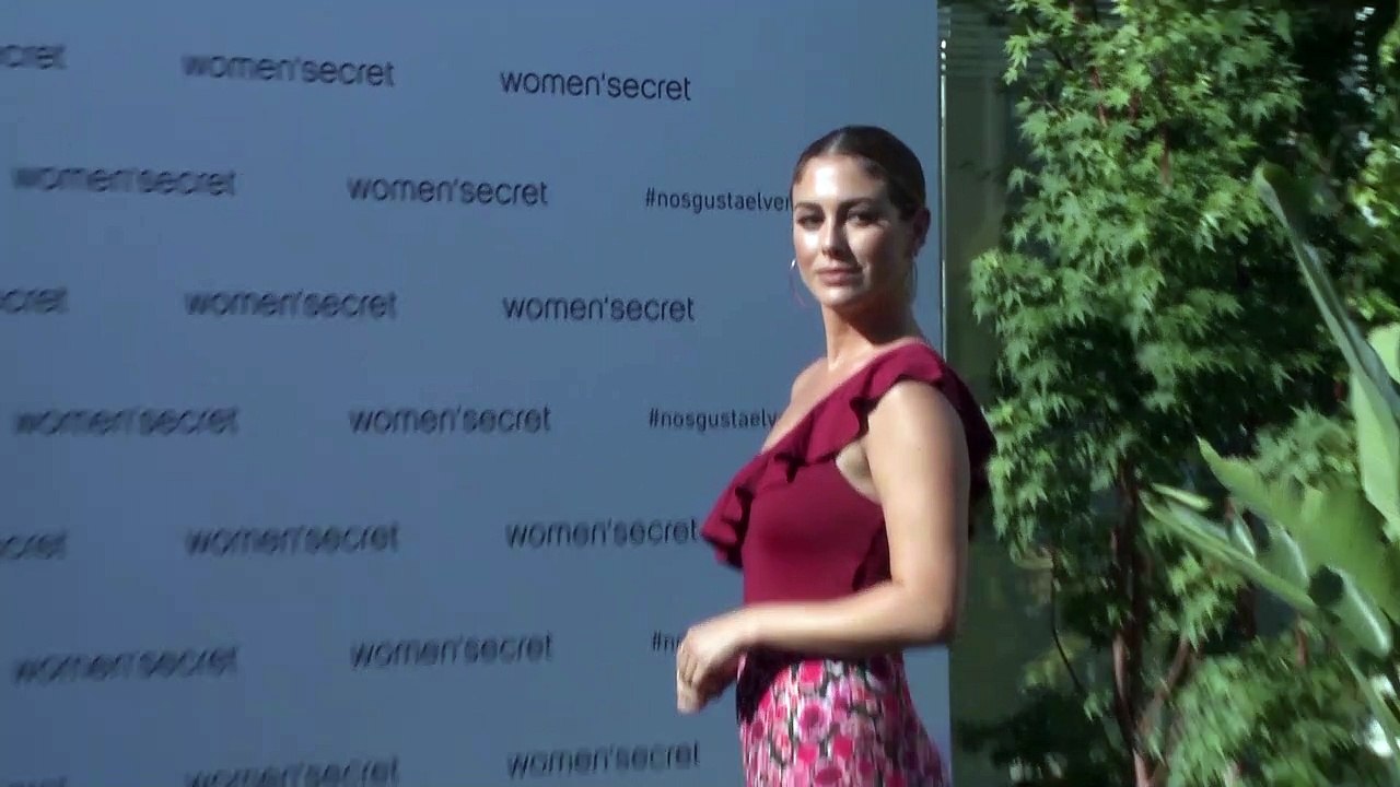 Blanca Suárez se relaja en las montañas de Suiza